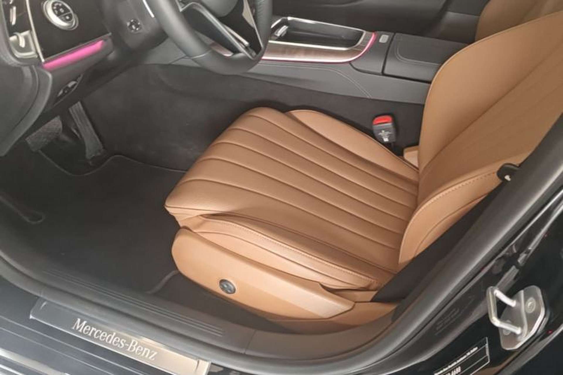 Used Mercedes-Benz E-Class 2025 E 300 L Luxury Model Left Front Seat