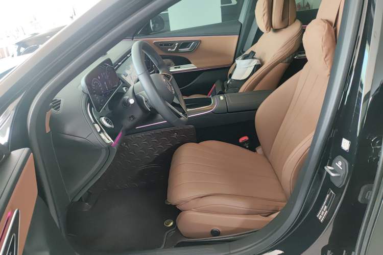 Used Mercedes-Benz E-Class 2025 E 300 L Luxury Model Left Front Seat