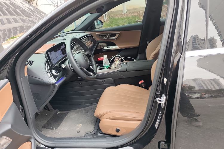 Used Mercedes-Benz E-Class 2025 E 300 L Luxury Model Left Front Seat