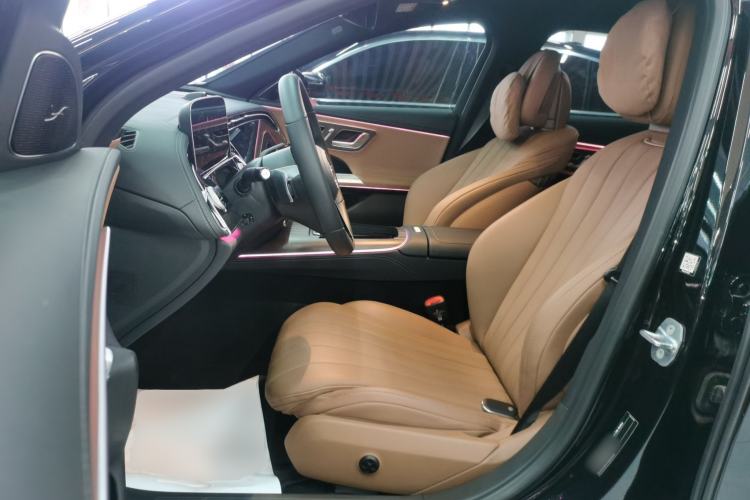 Used Mercedes-Benz E-Class 2025 E 300 L Luxury Model Left Front Seat
