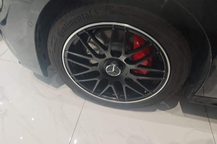 Used Mercedes-Benz E-Class 2025 E 300 L Luxury Model Left Front Wheel Hub