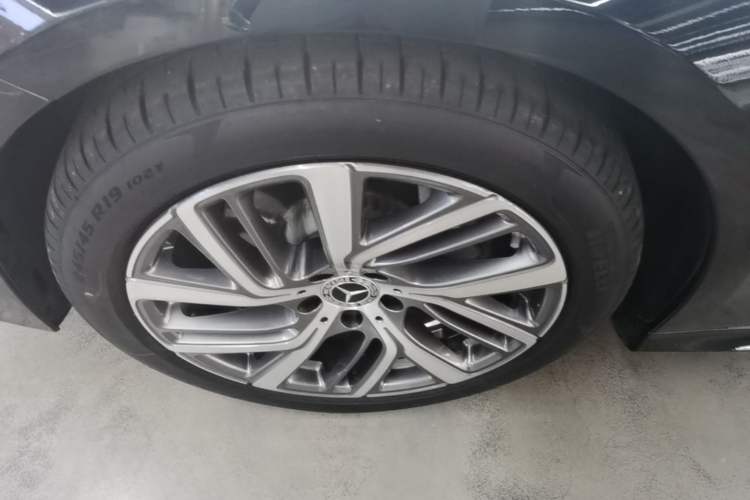 Used Mercedes-Benz E-Class 2025 Facelift E 300 L Fashion Edition Left Front Wheel Hub