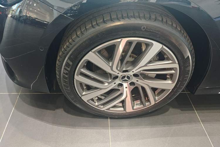 Used Mercedes-Benz E-Class 2025 Facelift E 300 L Fashion Edition Left Front Wheel Hub