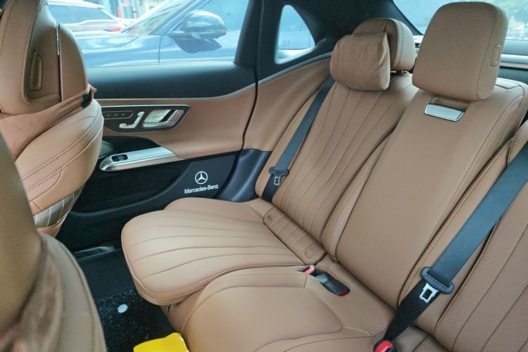 Used Mercedes-Benz E-Class 2025 Facelift E 300 L Luxury Edition Left Rear Seat