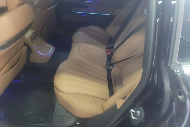 Used Mercedes-Benz E-Class 2025 Facelift E 300 L Fashion Edition Left Rear Seat