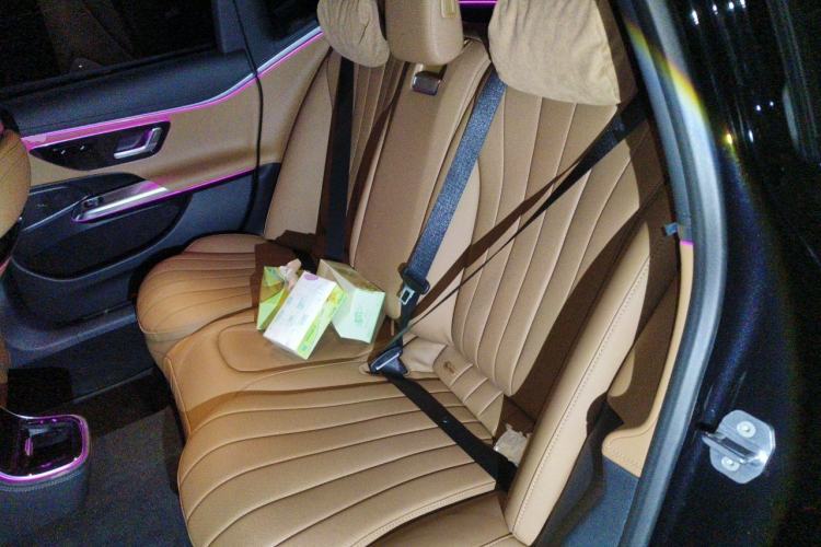 Used Mercedes-Benz E-Class 2025-Year Facelift E 260 L Left Rear Seat