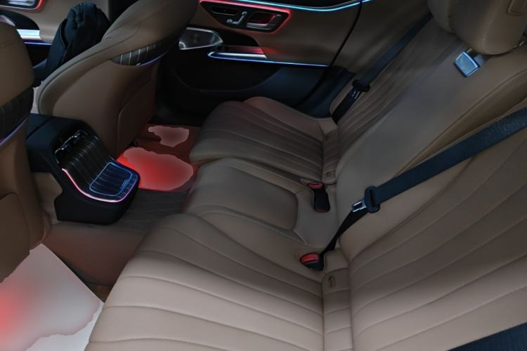 Used Mercedes-Benz E-Class 2025 Facelift E 300 L Luxury Edition Left Rear Seat