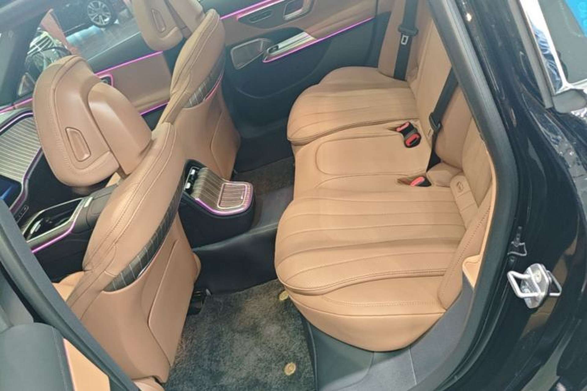 Used Mercedes-Benz E-Class 2025 Facelift E 300 L Fashion Edition Left Rear Seat
