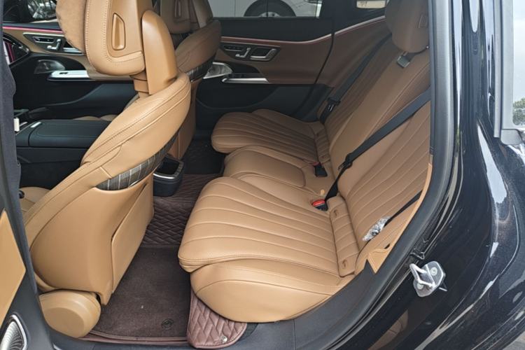 Used Mercedes-Benz E-Class 2025 E 300 L Prestige Edition Left Rear Seat
