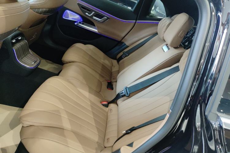 Used Mercedes-Benz E-Class 2025 Facelift E 300 L Luxury Edition Left Rear Seat