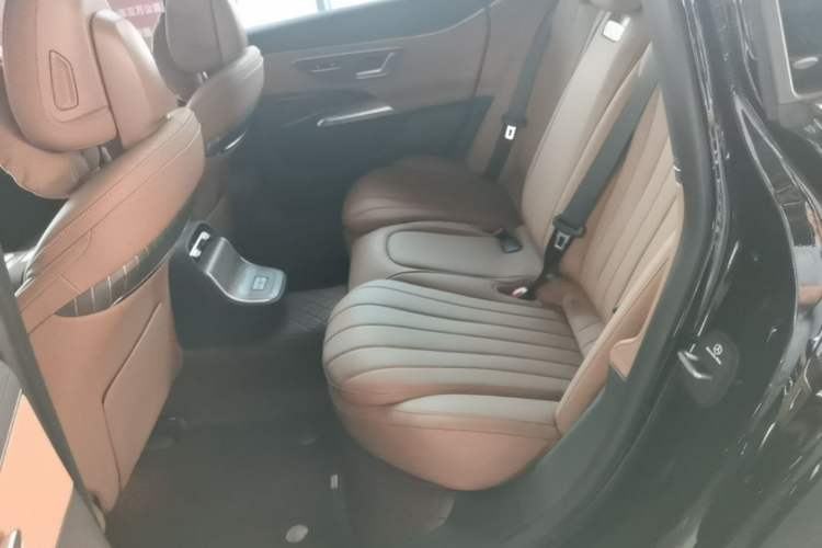 Used Mercedes-Benz E-Class 2025 E 300 L Stylish Model Left Rear Seat