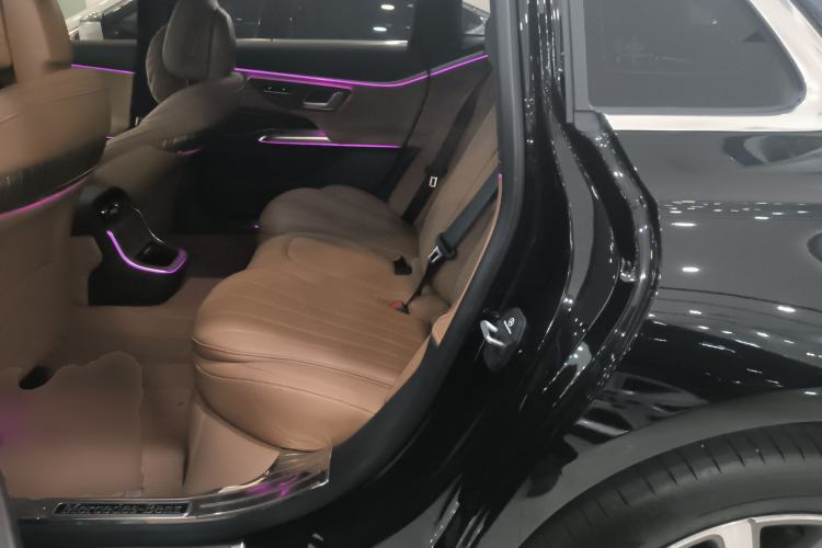 Used Mercedes-Benz E-Class 2025 E 300 L Stylish Model Left Rear Seat