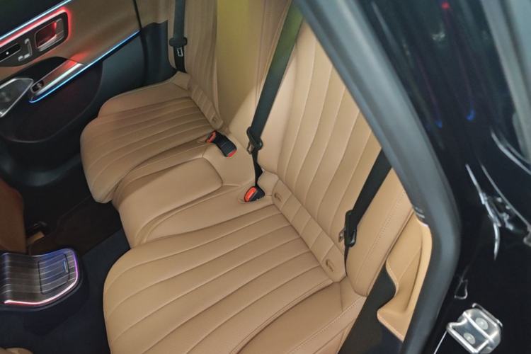 Used Mercedes-Benz E-Class 2025 E 300 L Luxury Model Left Rear Seat