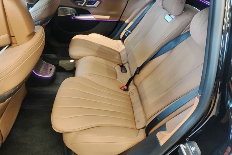 Used Mercedes-Benz E-Class 2025 E 300 L Luxury Model Left Rear Seat