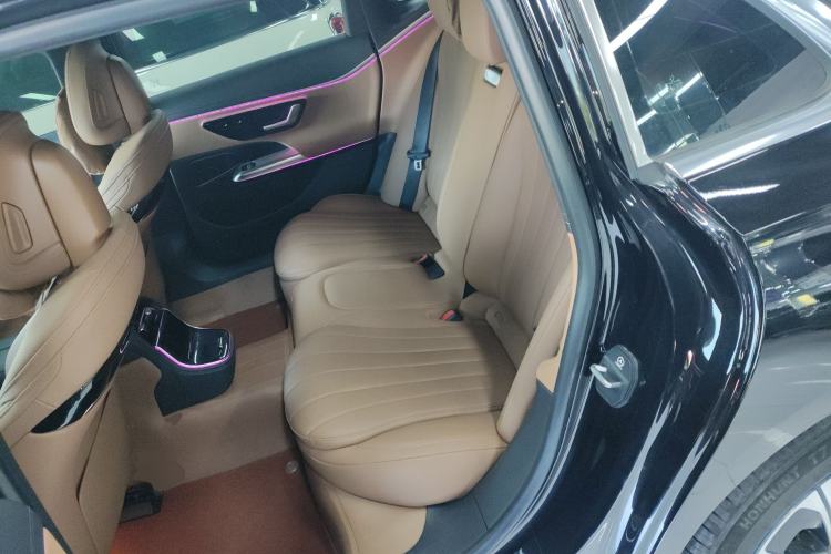 Used Mercedes-Benz E-Class 2025 E 260 L Left Rear Seat
