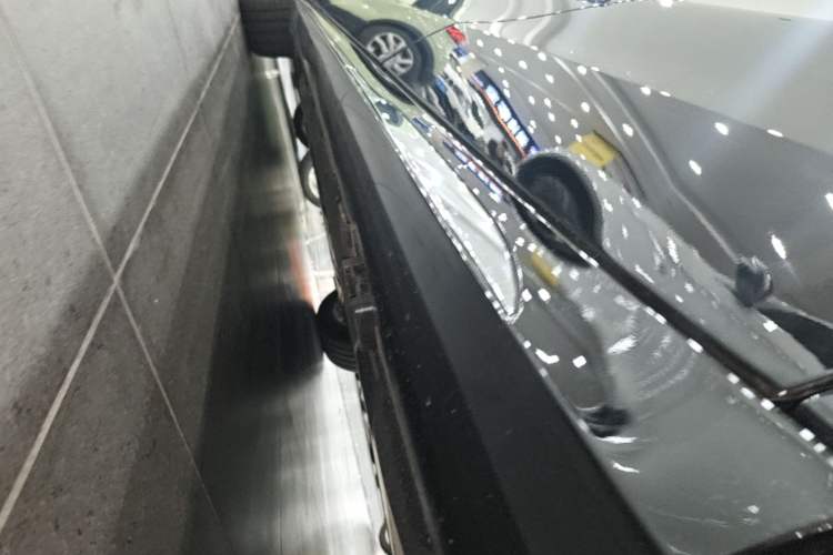 Used Mercedes-Benz E-Class 2025 Facelift E 300 L Fashion Edition Left Side Sill