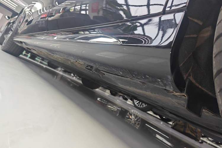 Used Mercedes-Benz E-Class 2025 Facelift E 300 L Luxury Edition Left Side Sill