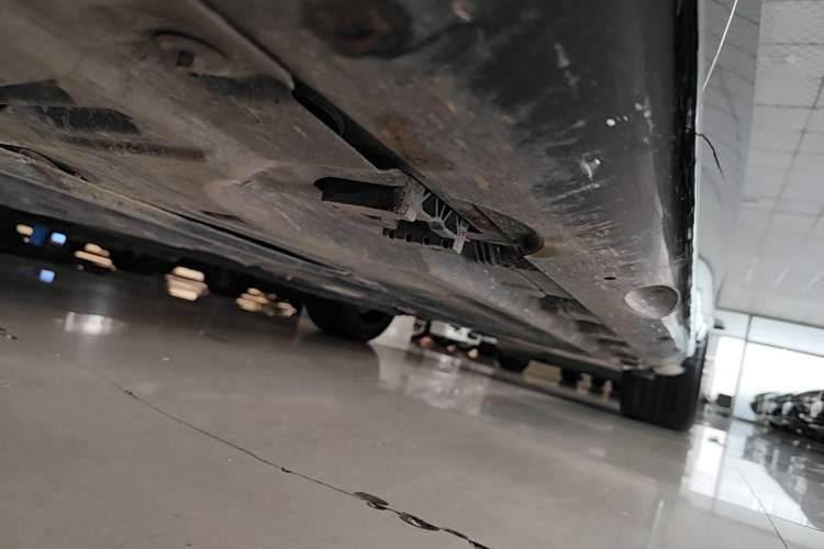 Used Mercedes-Benz E-Class 2025 Facelift E 300 L Luxury Edition Left Side Sill