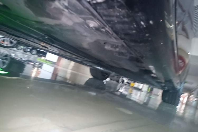 Used Mercedes-Benz E-Class 2025 E 300 L Stylish Model Left Side Sill