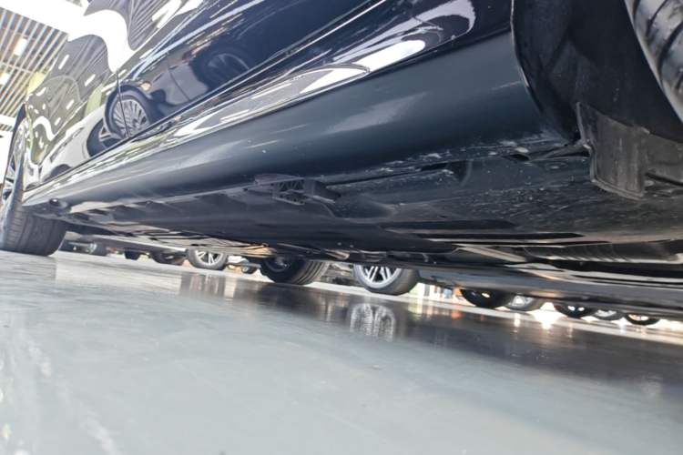 Used Mercedes-Benz E-Class 2025 Facelift E 300 L Luxury Edition Left Side Sill