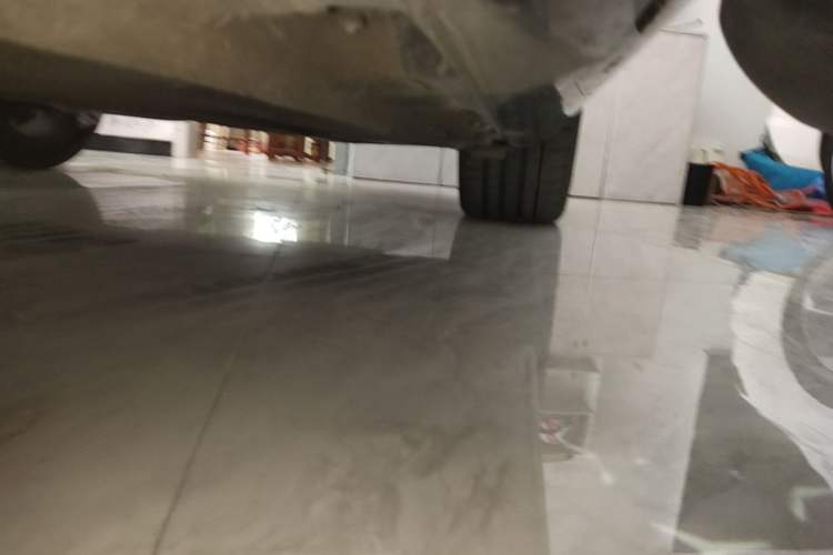 Used Mercedes-Benz E-Class 2025 E 300 L Luxury Model Left Side Sill