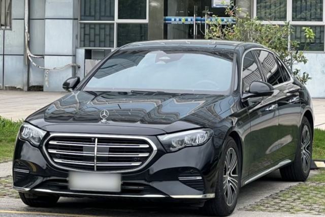 Used Mercedes-Benz E-Class 2025 E 260 L