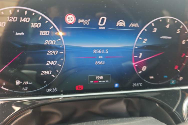 Used Mercedes-Benz E-Class 2025 Facelift E 300 L Luxury Edition Odometer Close Up