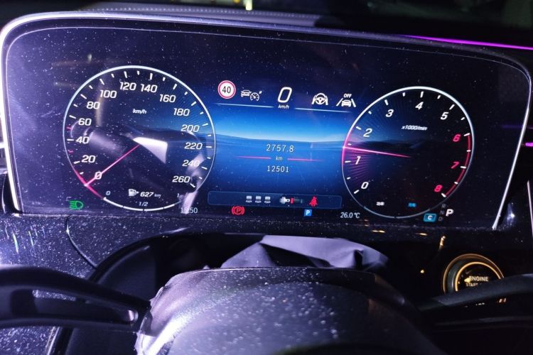 Used Mercedes-Benz E-Class 2025 Facelift E 300 L Luxury Edition Odometer Close Up