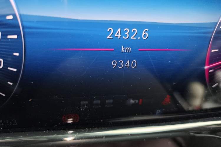 Used Mercedes-Benz E-Class 2025 E 300 L Luxury Model Odometer Close Up