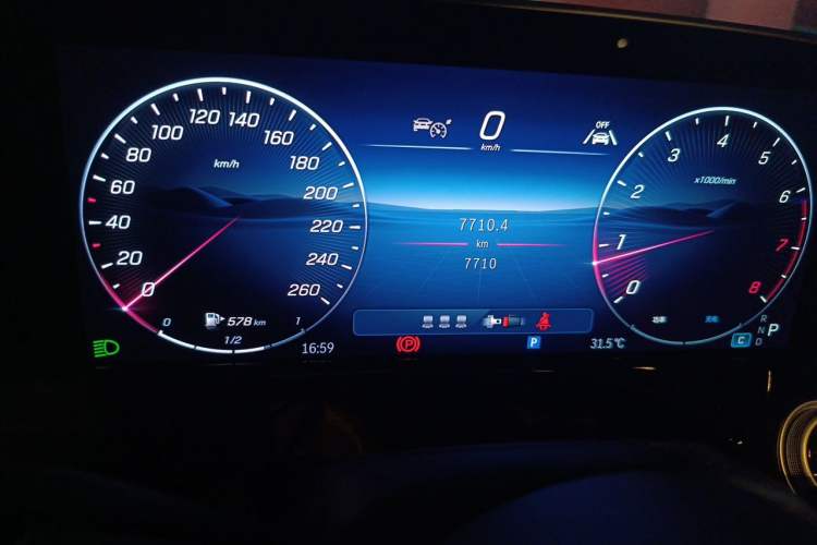Used Mercedes-Benz E-Class 2025 E 260 L Odometer Close Up