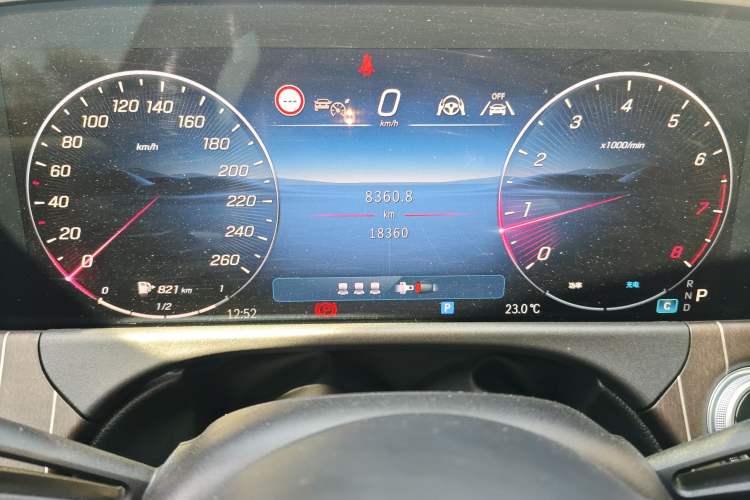 Used Mercedes-Benz E-Class 2025 E 300 L Stylish Model Odometer Close Up