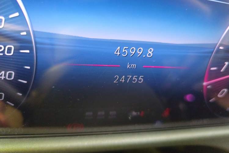 Used Mercedes-Benz E-Class 2025 E 300 L Stylish Model Odometer Close Up
