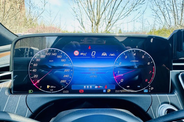 Used Mercedes-Benz E-Class 2025 E 300 L Stylish Model Odometer Close Up