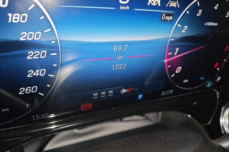 Used Mercedes-Benz E-Class 2025 E 300 L Luxury Model Odometer Close Up