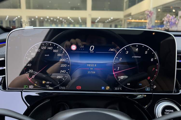 Used Mercedes-Benz E-Class 2025 E 300 L Luxury Model Odometer Close Up