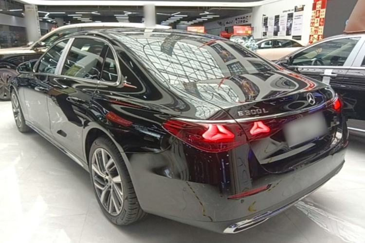 Used Mercedes-Benz E-Class 2025 Facelift E 300 L Fashion Edition Rear Left 45 Deg