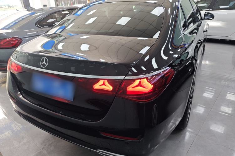 Used Mercedes-Benz E-Class 2025 E 260 L Rear