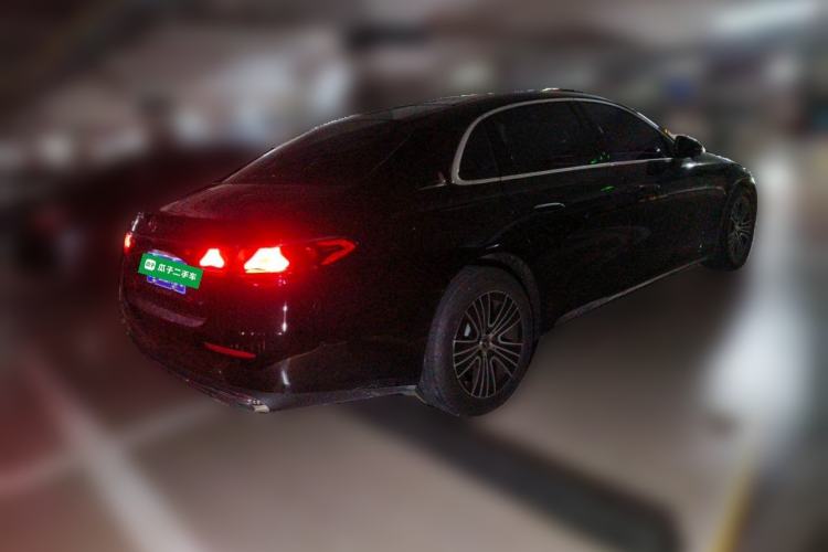 Used Mercedes-Benz E-Class 2025-Year Facelift E 260 L Rear Right 45 Deg