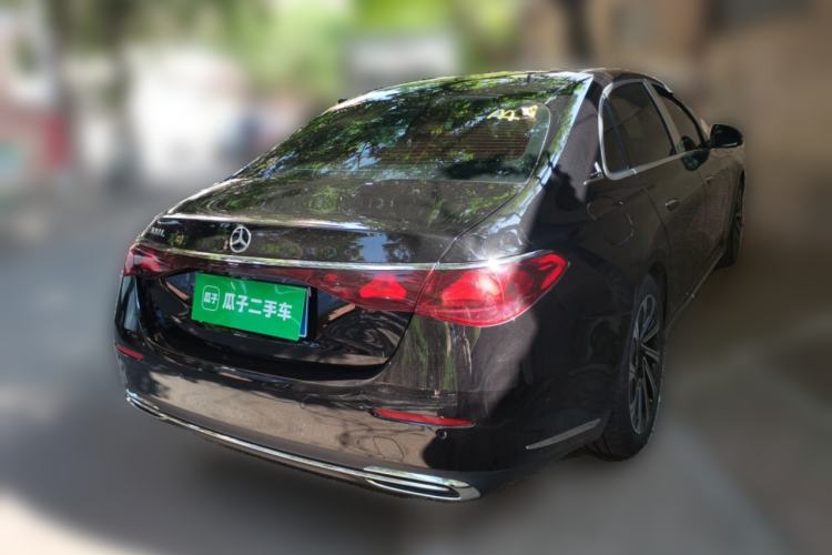 Used Mercedes-Benz E-Class 2025 E 300 L Luxury Model Rear Right 45 Deg