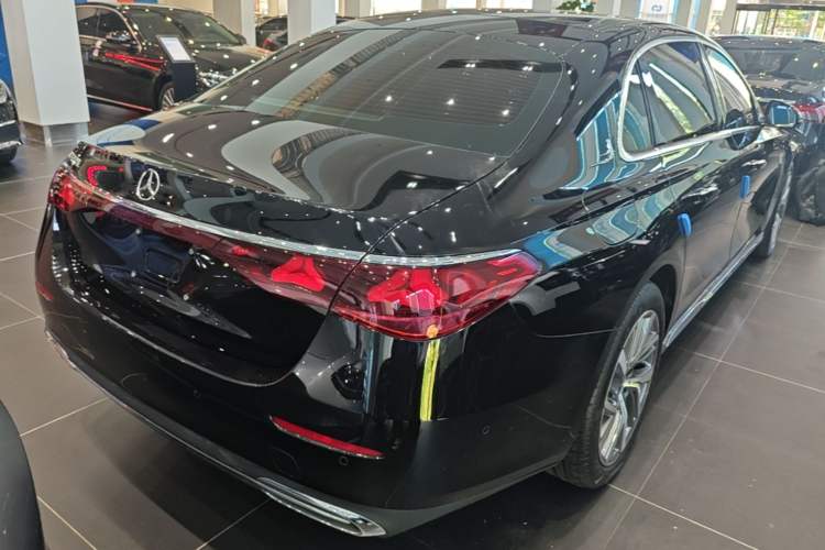Used Mercedes-Benz E-Class 2025 E 300 L Stylish Model Rear Right 45 Deg