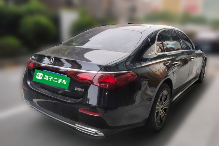 Used Mercedes-Benz E-Class 2025-Year Facelift E 260 L Rear Right 45 Deg