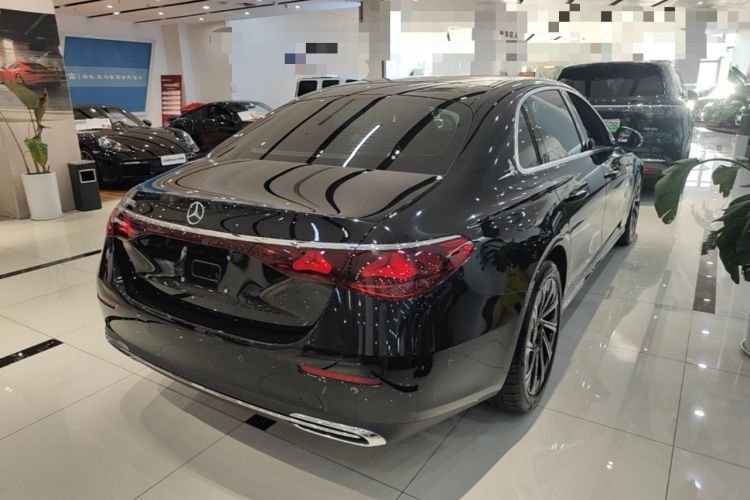 Used Mercedes-Benz E-Class 2025 Facelift E 300 L Luxury Edition Rear Right 45 Deg