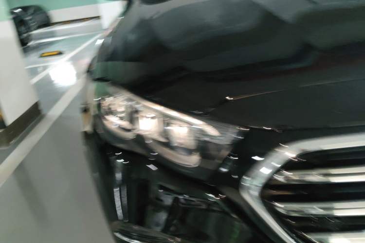 Used Mercedes-Benz E-Class 2025 E 300 L Luxury Model Right Front Headlight