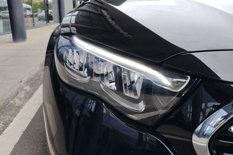 Used Mercedes-Benz E-Class 2025 Facelift E 300 L Fashion Edition Right Front Headlight