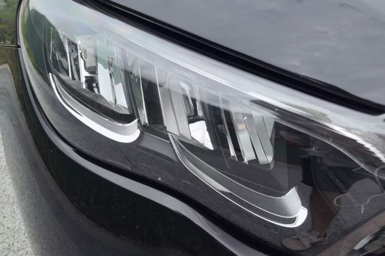 Used Mercedes-Benz E-Class 2025 Facelift E 300 L Luxury Edition Right Front Headlight