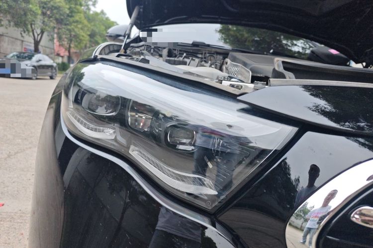 Used Mercedes-Benz E-Class 2025 Facelift E 300 L Premium Edition Right Front Headlight