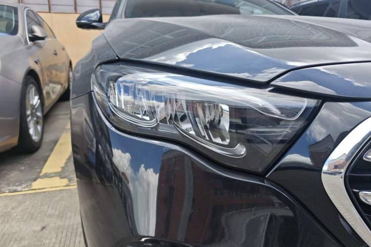 Used Mercedes-Benz E-Class 2025 Facelift E 300 L Luxury Edition Right Front Headlight
