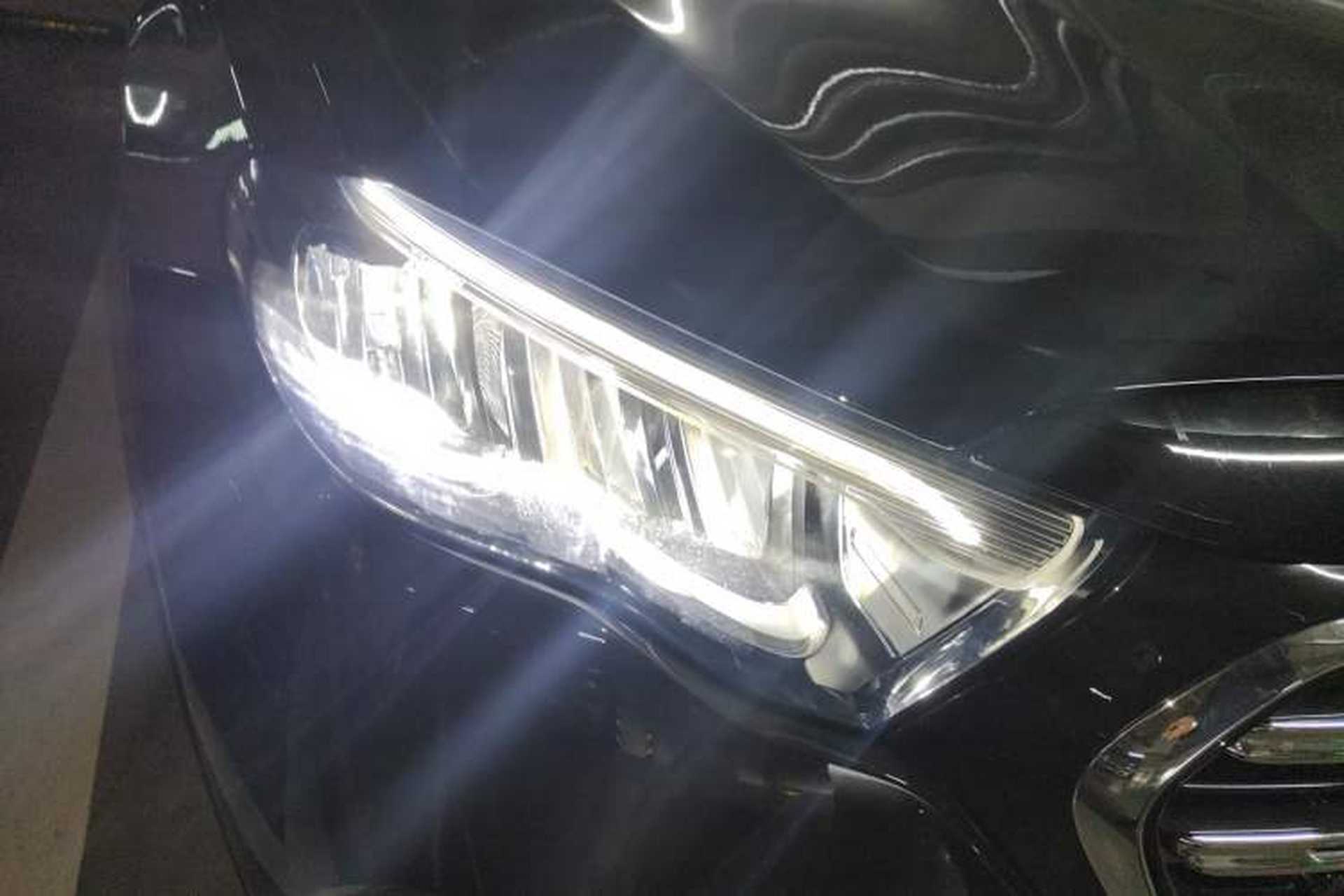 Used Mercedes-Benz E-Class 2025 Facelift E 300 L Luxury Edition Right Front Headlight
