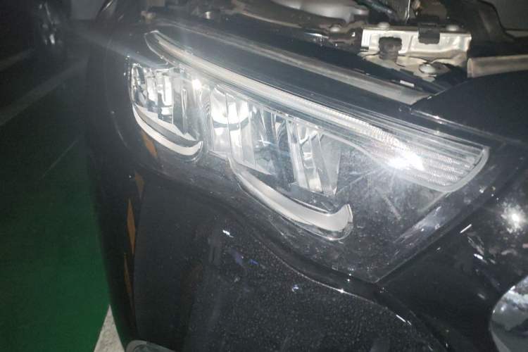 Used Mercedes-Benz E-Class 2025 Facelift E 300 L Luxury Edition Right Front Headlight
