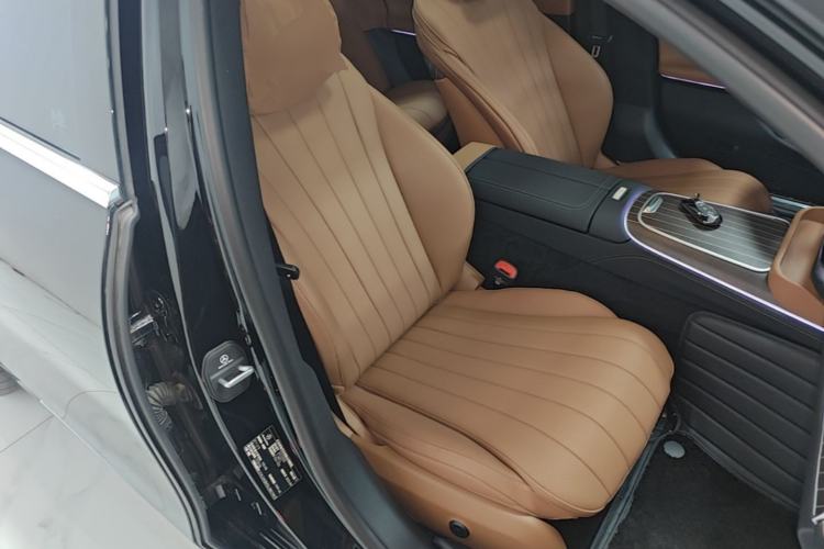 Used Mercedes-Benz E-Class 2025 Facelift E 300 L Fashion Edition Right Front Seat
